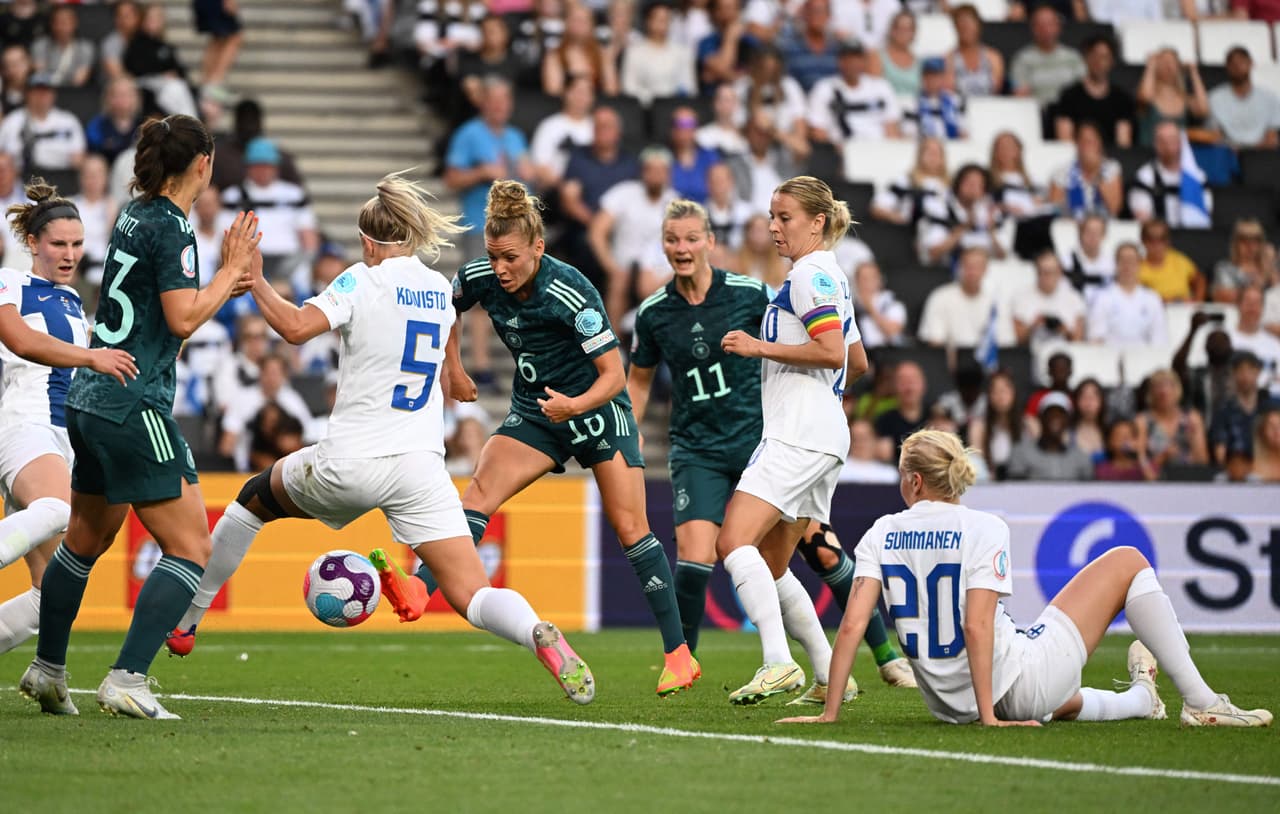 Las teutonas no tuvieron piedad y terminaron pasando de forma perfecta a los cuartos de final.