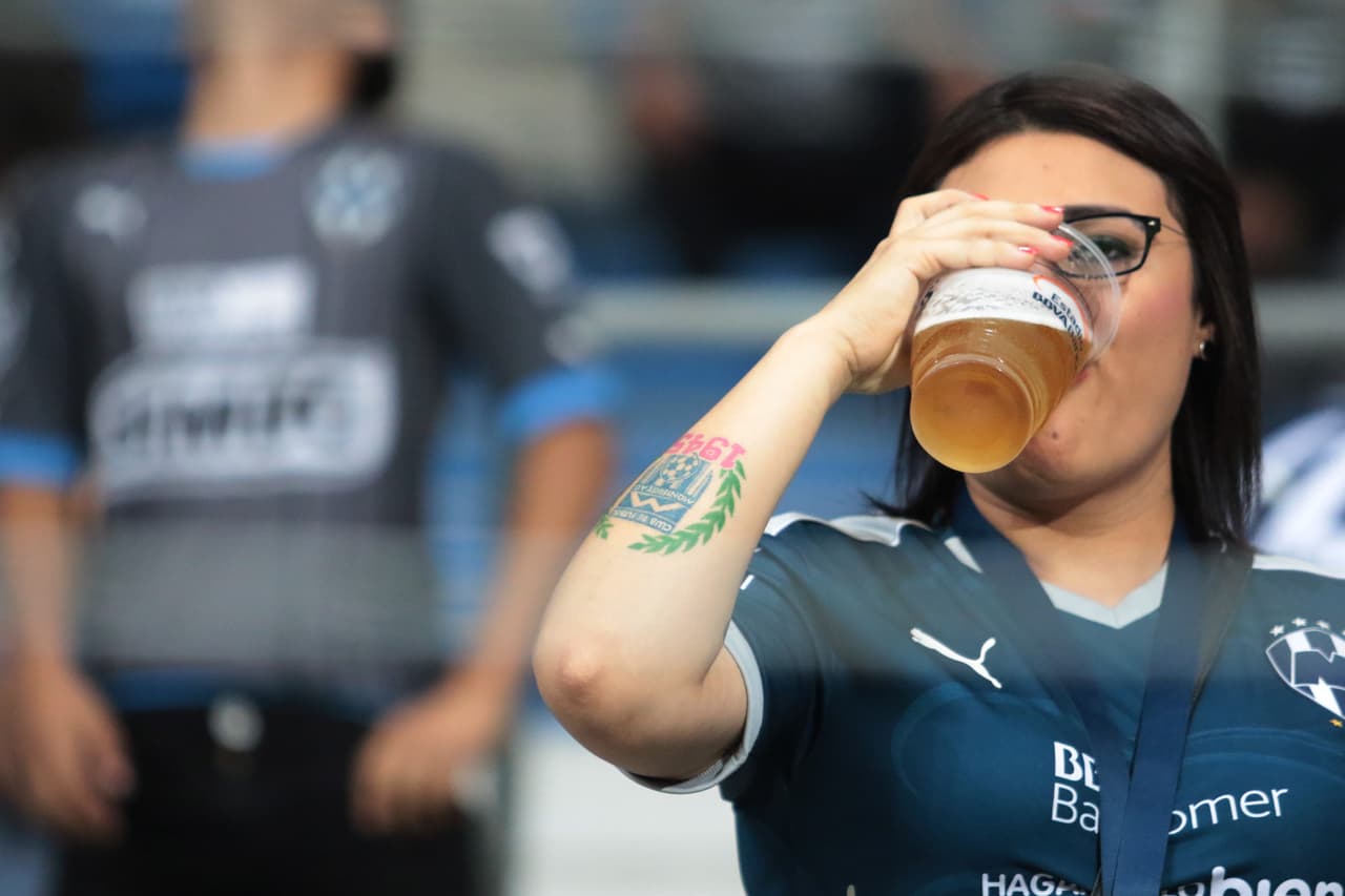 El colorido, el ambiente y la pasión previo al arranque del cotejo Semifinal de la Liga Campeones entre Rayados del Monterrey y el Sporting Kansas City.