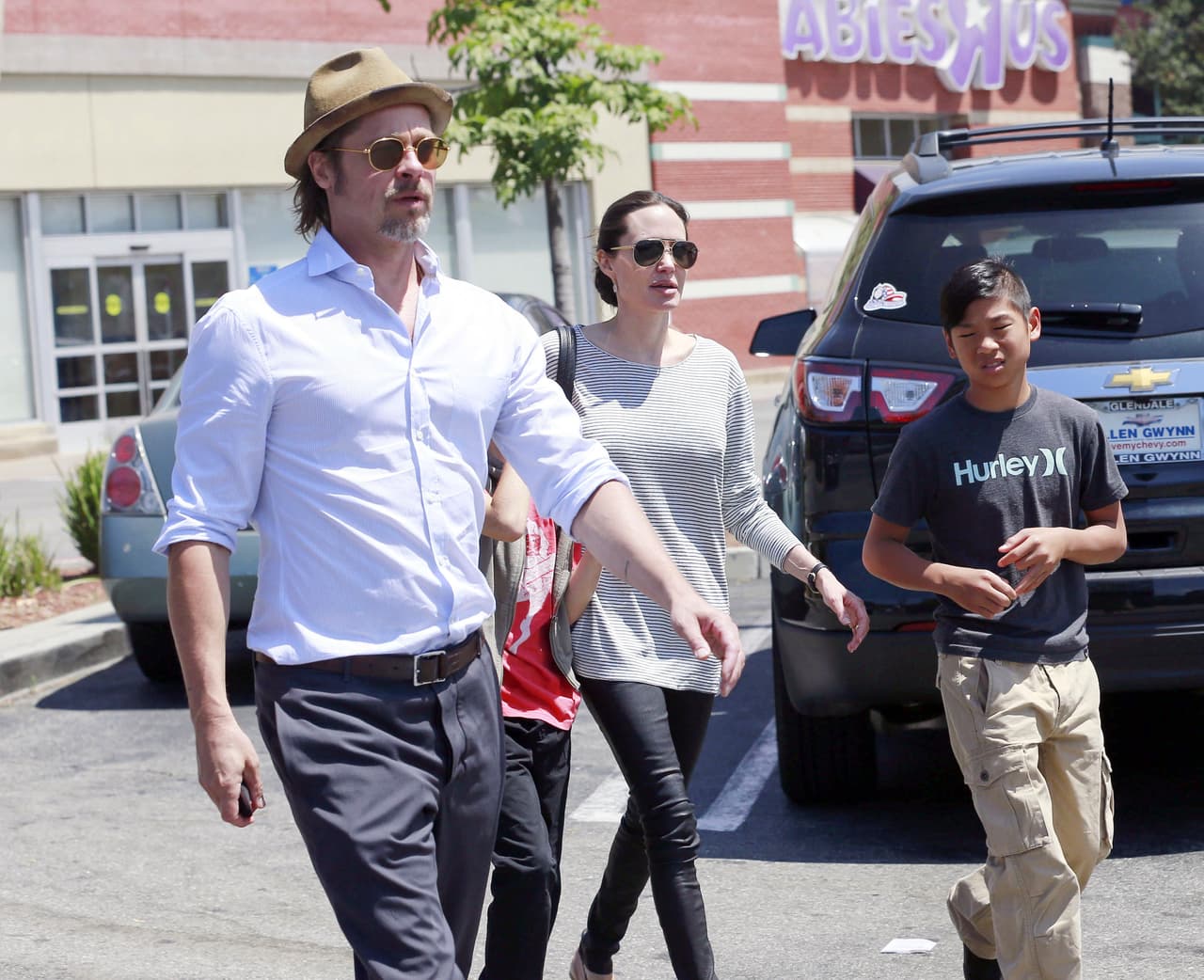 El reporte detallaba que ella había pedido a Brad que esperara a que se estrenara su nueva cinta, 'By the Sea'.