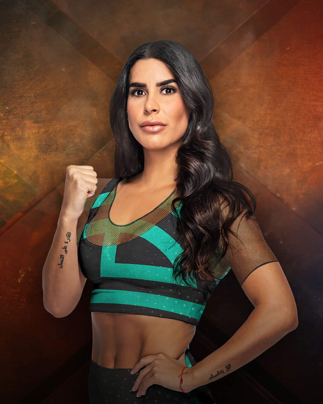 <h2 class="cms-H2-H2">Fernanda de la Mora</h2>
<br>
<br>Es una apasionada del fitness, tiene experiencia en diversos deportes como futbol, atletismo, y boxeo. Se destaca por su tenacidad y ferocidad. Es la guardiana del Agua.