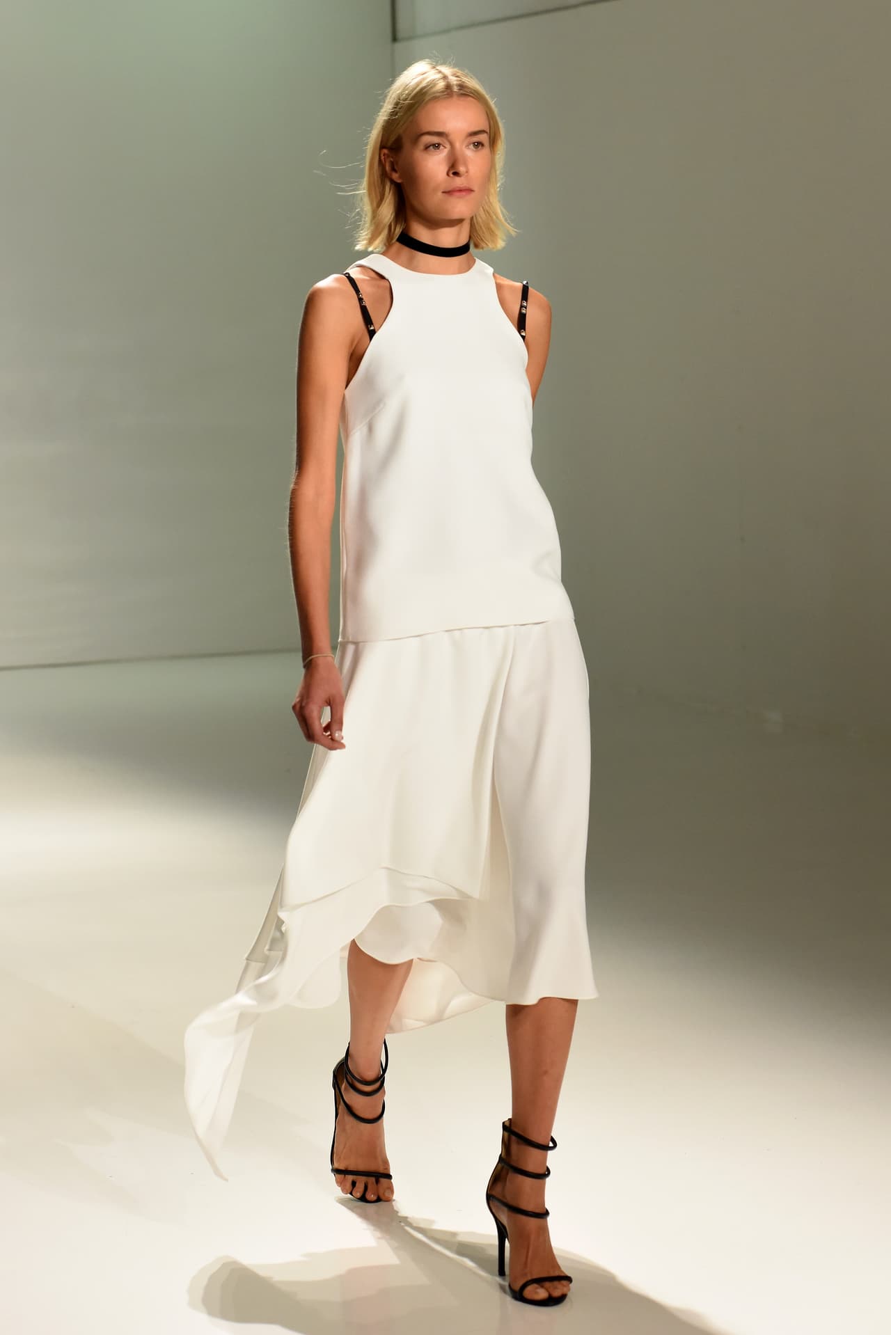 El ‘street style´ no se puede quedar atrás, por eso la marca Kempner nos presentó una línea muy ‘trendy’ para la primavera de 2016.