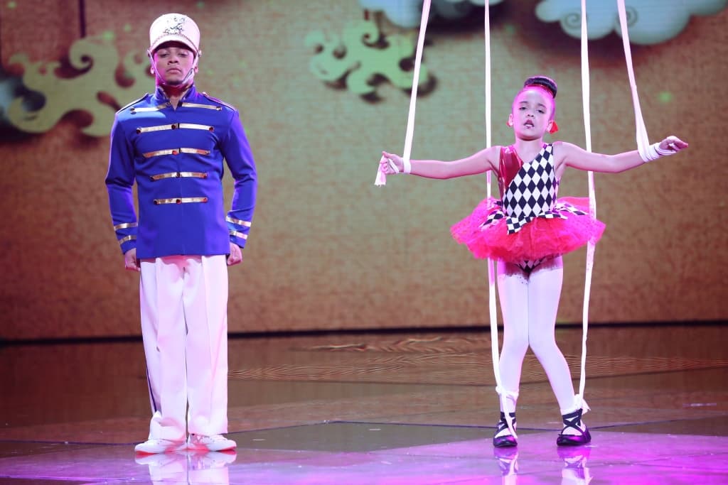 Frente a frente, los equipos de Paulina Goto y Jonatan Sánchez compitieron esta noche.