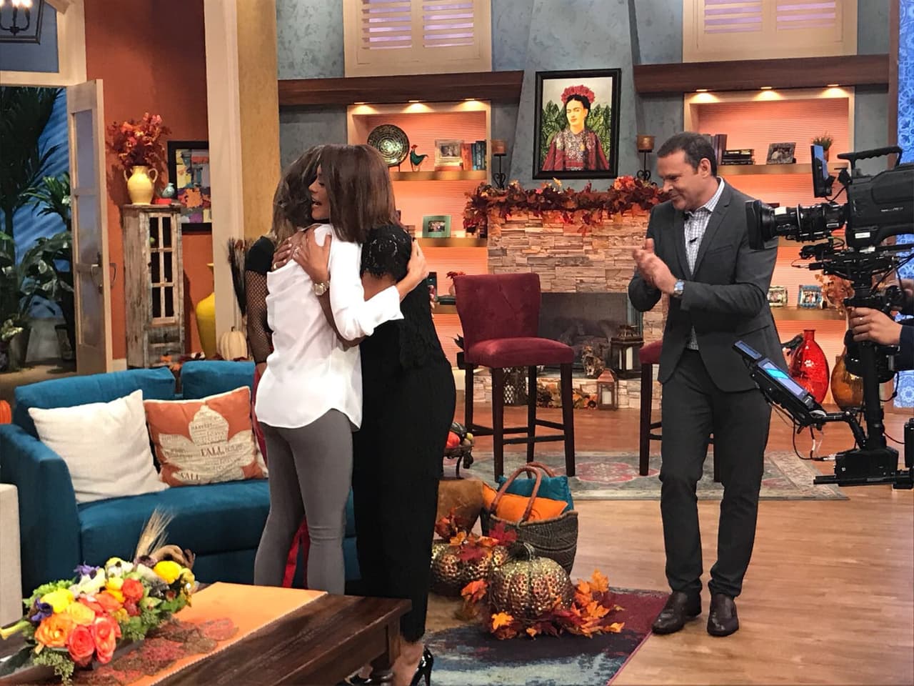 Satcha Pretto la recibió con un gran abrazo y contó que tuvo la oportunidad de hablar con la mamá de Ilia, quien está muy orgullosa de ver los frutos de su esfuerzo.