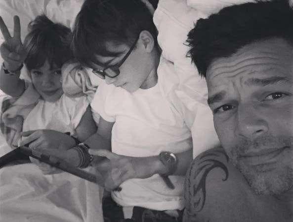 Hoy en día 
<b><a href="http://www.univision.com/temas/ricky-martin">Ricky Martin</a></b> es papá de un par de gemelos que están a punto de cumplir 9 años de edad, y no descarta en un futuro próximo tener una hija, pues el cantante ha resultado ser un excelente padre de familia.