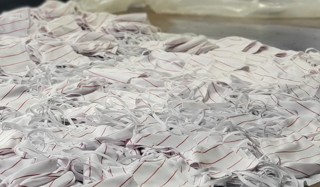 La compañía está tratando de repartirlos en plazas, en las calles, a la gente que necesite este artefacto y que por la alta demanda, no puede encontrarlos.