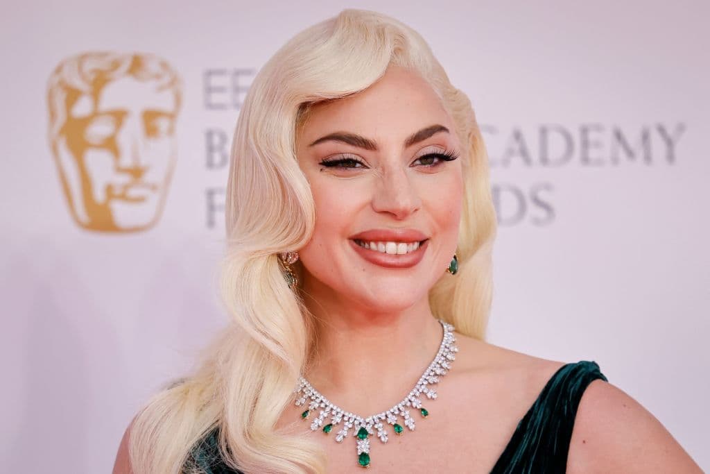 <b>Lady Gaga</b>
<br>En una entrevista para la revista 'People', Lady Gaga aseguró que los recuerdos de ser intimidada en su infancia le ayudaron a conectarse mejor con su personaje Ally, en la película 'A Star is Born'.
<br>