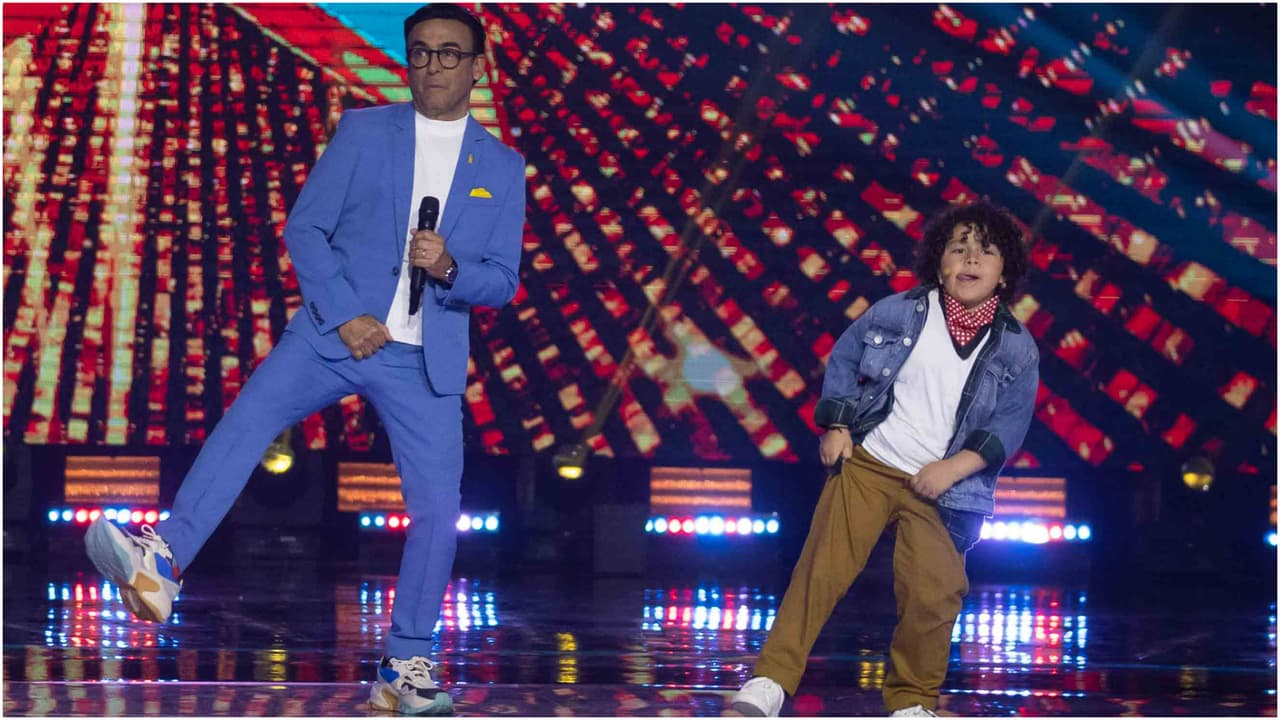 Sael en el primer episodio de Mi Famoso y Yo