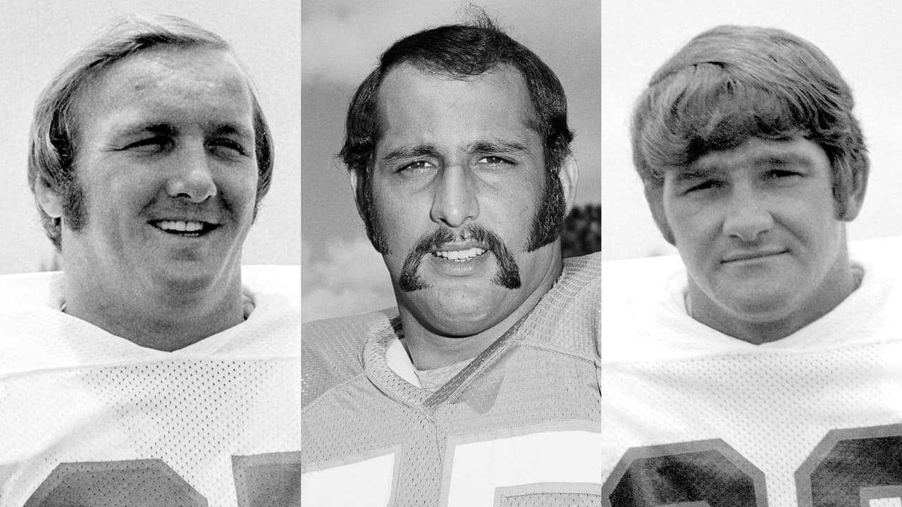 <b>Tres jugadores de los Dolphins de Miami de 1972.</b> En 2013, Obama honró a los miembros del equipo que hizo una hazaña histórica 41 años antes: no perder un solo juego en la temporada. Jim Langer (a la derecha) dijo que no quería “estar en una habitación con esas personas y pretender que lo estoy pasando bien. No puedo hacer eso". Manny Fernández (al centro) declaró que "mis puntos de vista son diametralmente opuestos a los del presidente. Ya es suficiente. Dejémoslo así”. Bob Kuechenberg expresó que "simplemente no creo en esta administración en absoluto. Así que no me siento identificado. Cualquier persona de la izquierda o de la derecha debe respetar la opinión de un hombre".