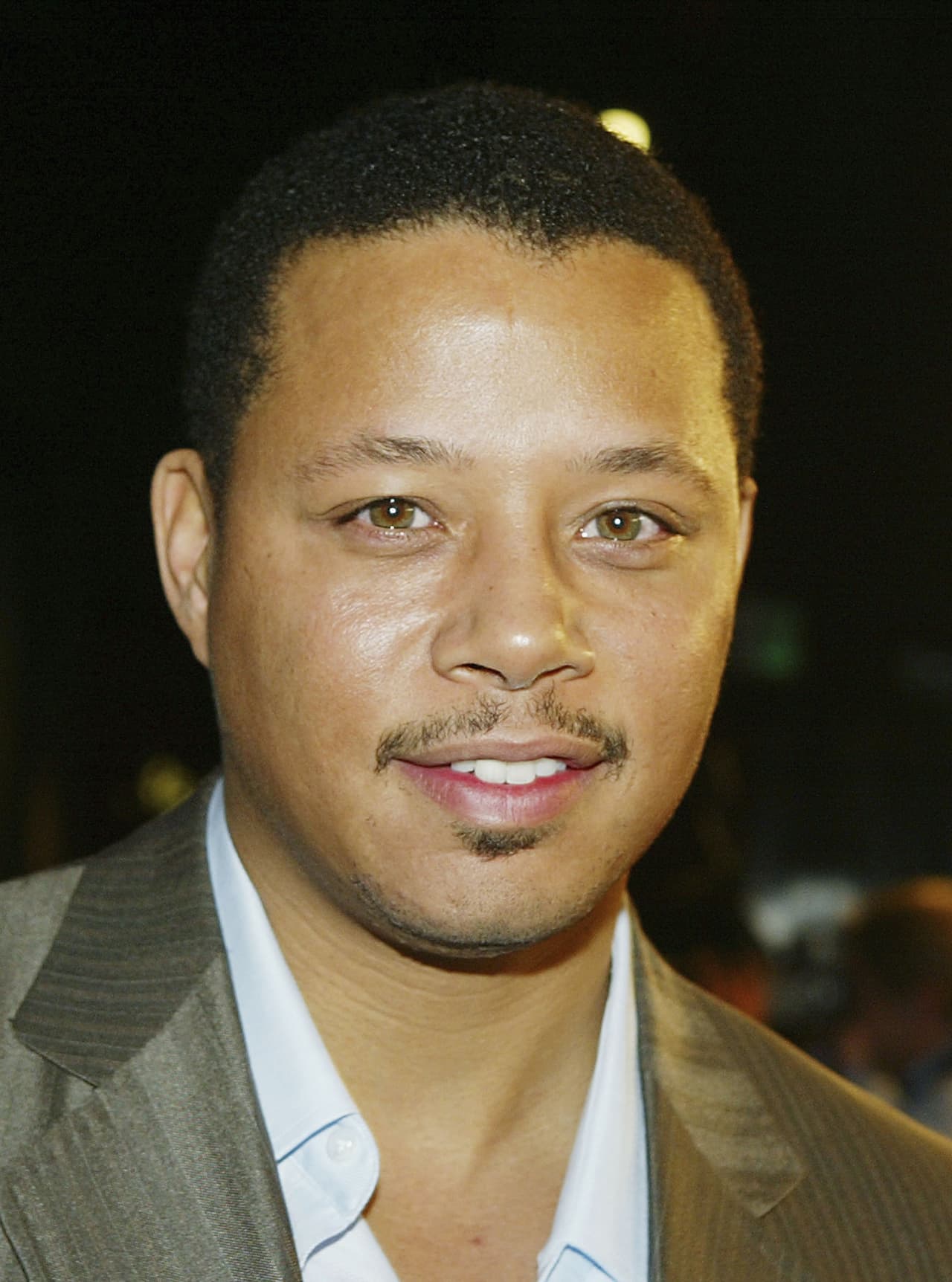 <b>#7 Terrence Howard </b>
<br>Al igual que Clooney, el actor de ‘Empire’ padeció parálisis facial en la preparatoria. En su caso, el doctor le advirtió que existía 95% de probabilidad de que la mitad derecha de su cara se quedara paralizada para siempre.