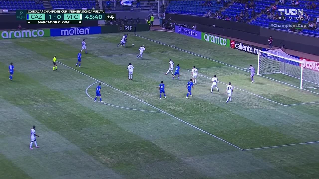 ¡GOL!  anota para Cruz Azul. Luka Romero