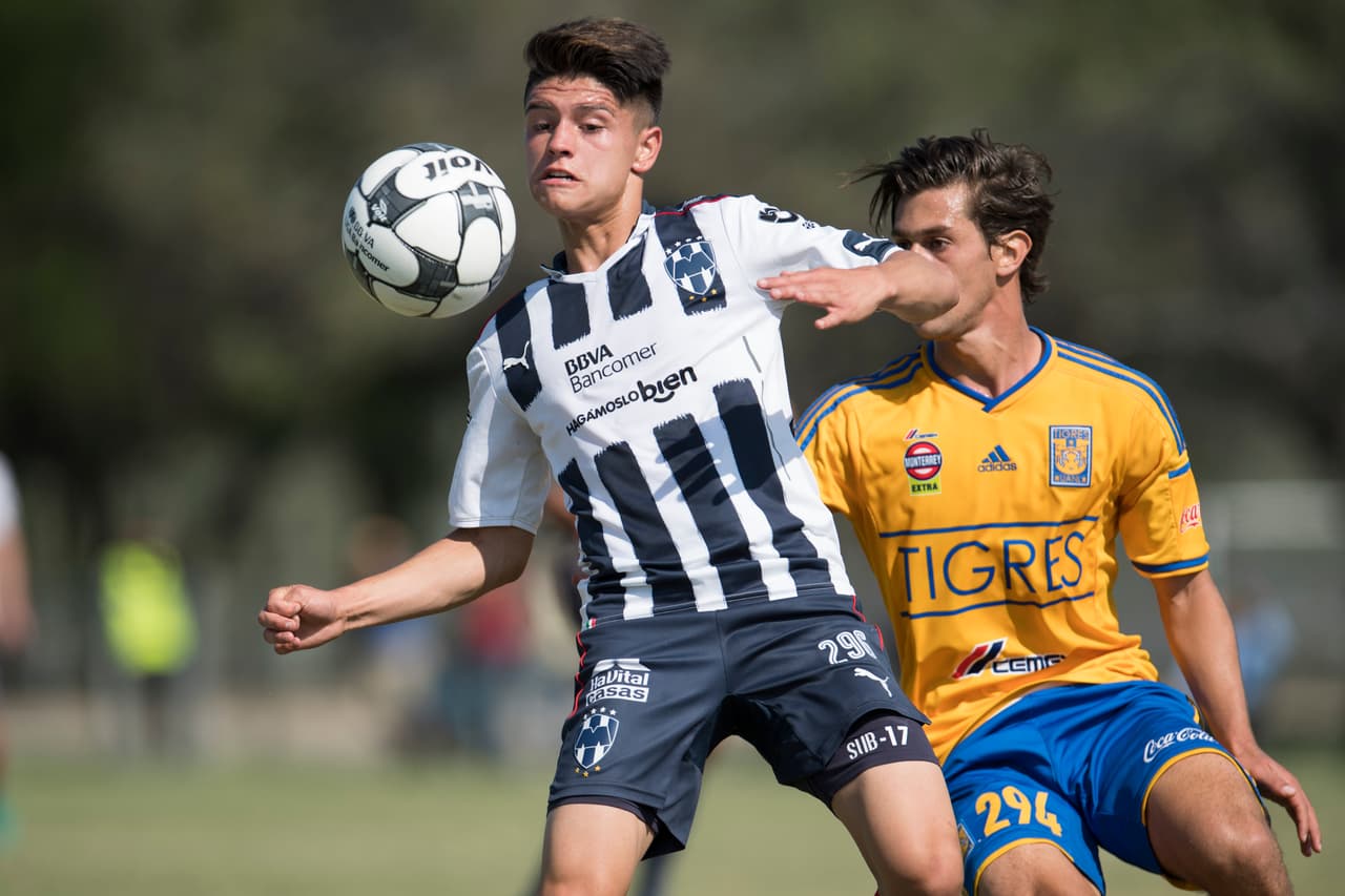 Sólo dejó el Atlético Santa Rosa para enrolarse con los Rayados a la edad de 14 años, luego de que pasara por el programa de visorías Powerade Sueño Alianza.