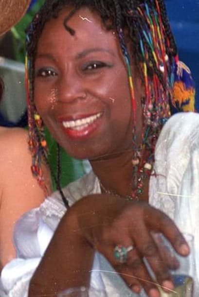 Fue reportada como desaparecida el 12 de noviembre de dicho año, pero fue hasta el 2 de diciembre que las autoridades encontraron sus restos en el interior de la cisterna de su hogar, en la Ciudad de México.