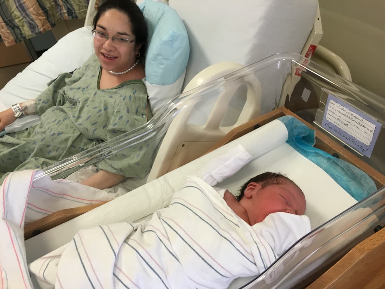 Niño hispano de Phoenix nace en año bisiesto