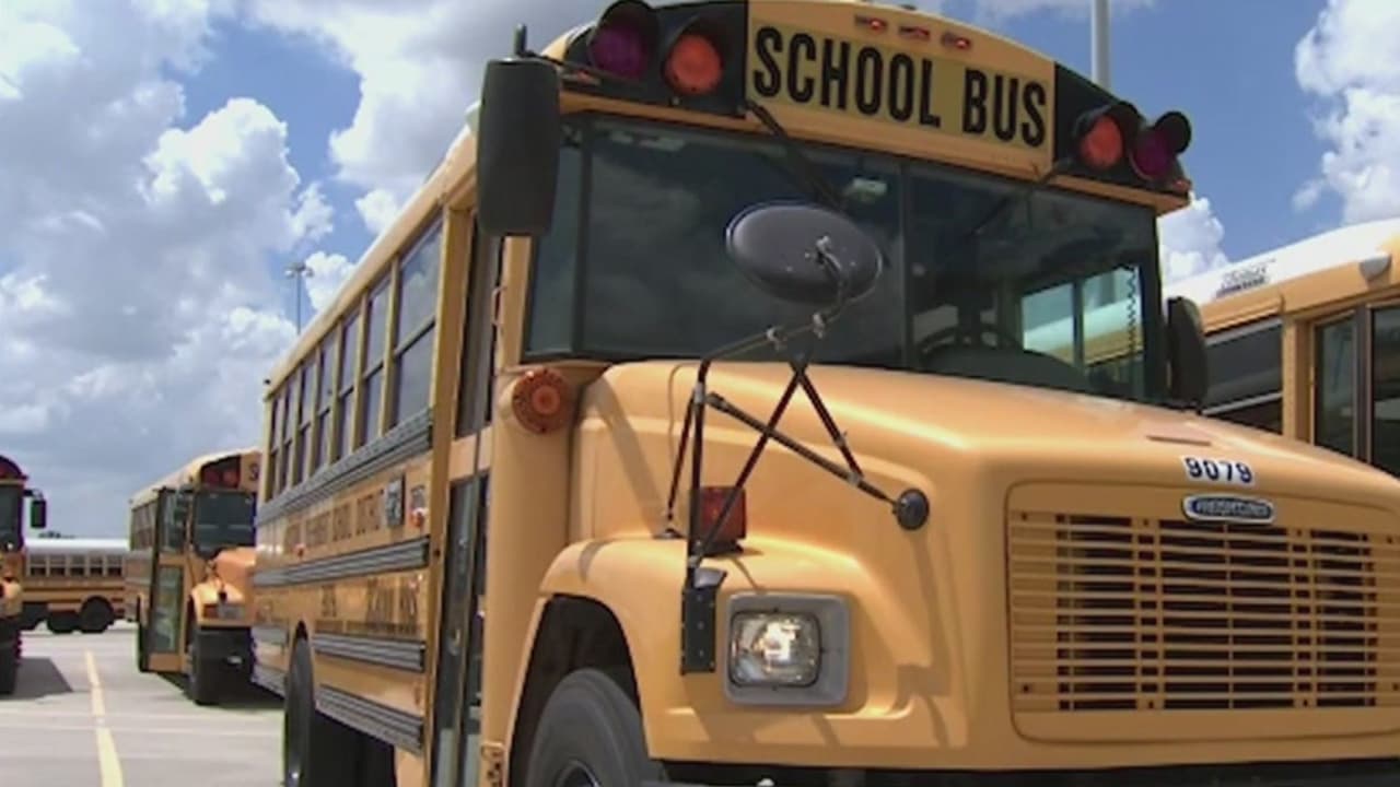 Así funcionará el transporte escolar en el inicio de clases presenciales del Houston ISD