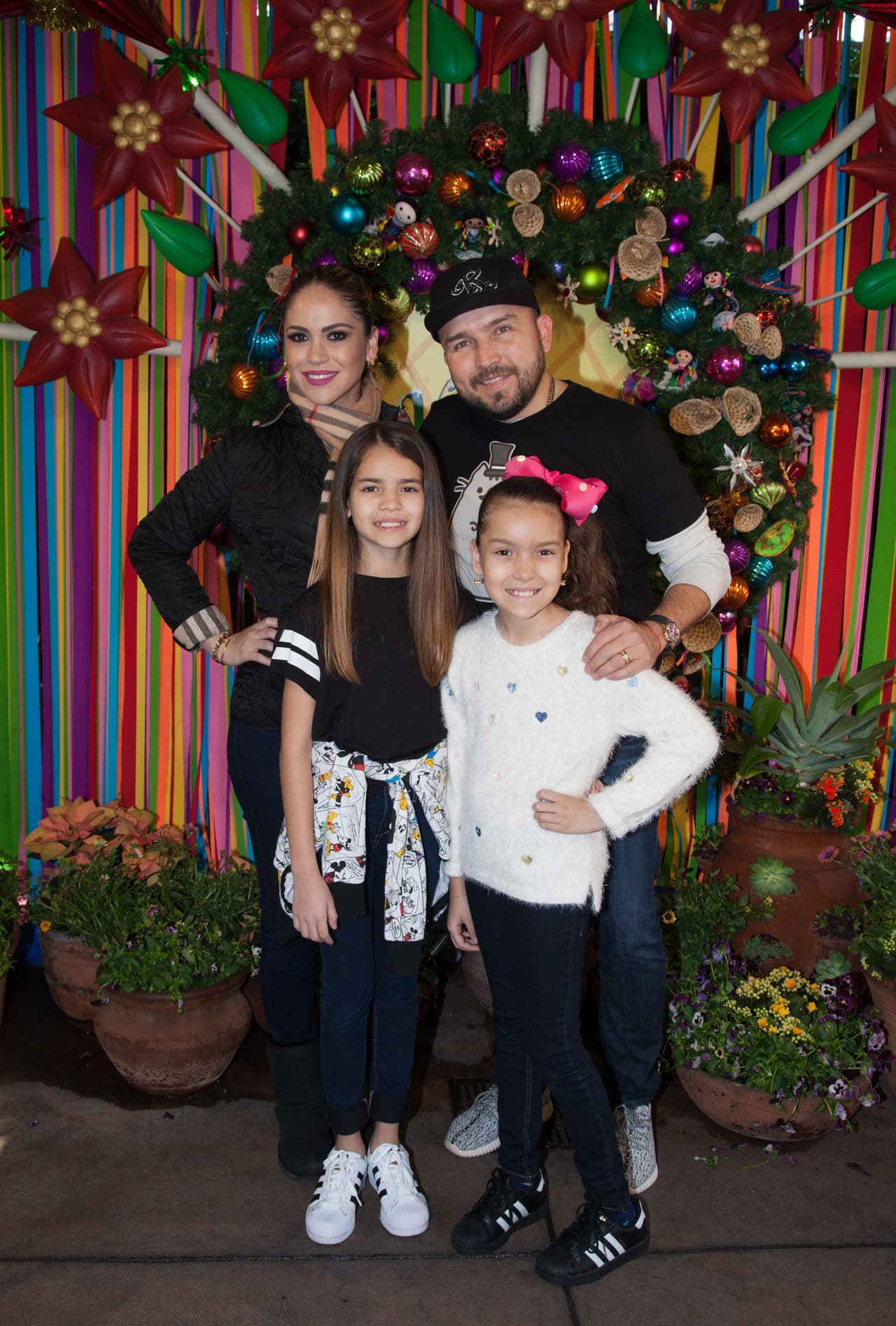 El festejo del 'Día de Reyes' es parte de la diversión de 'Disney ¡Viva Navidad!'.