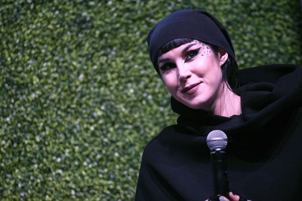 Explicamos por qué son irresponsables los famosos que no vacunan a sus hijos 