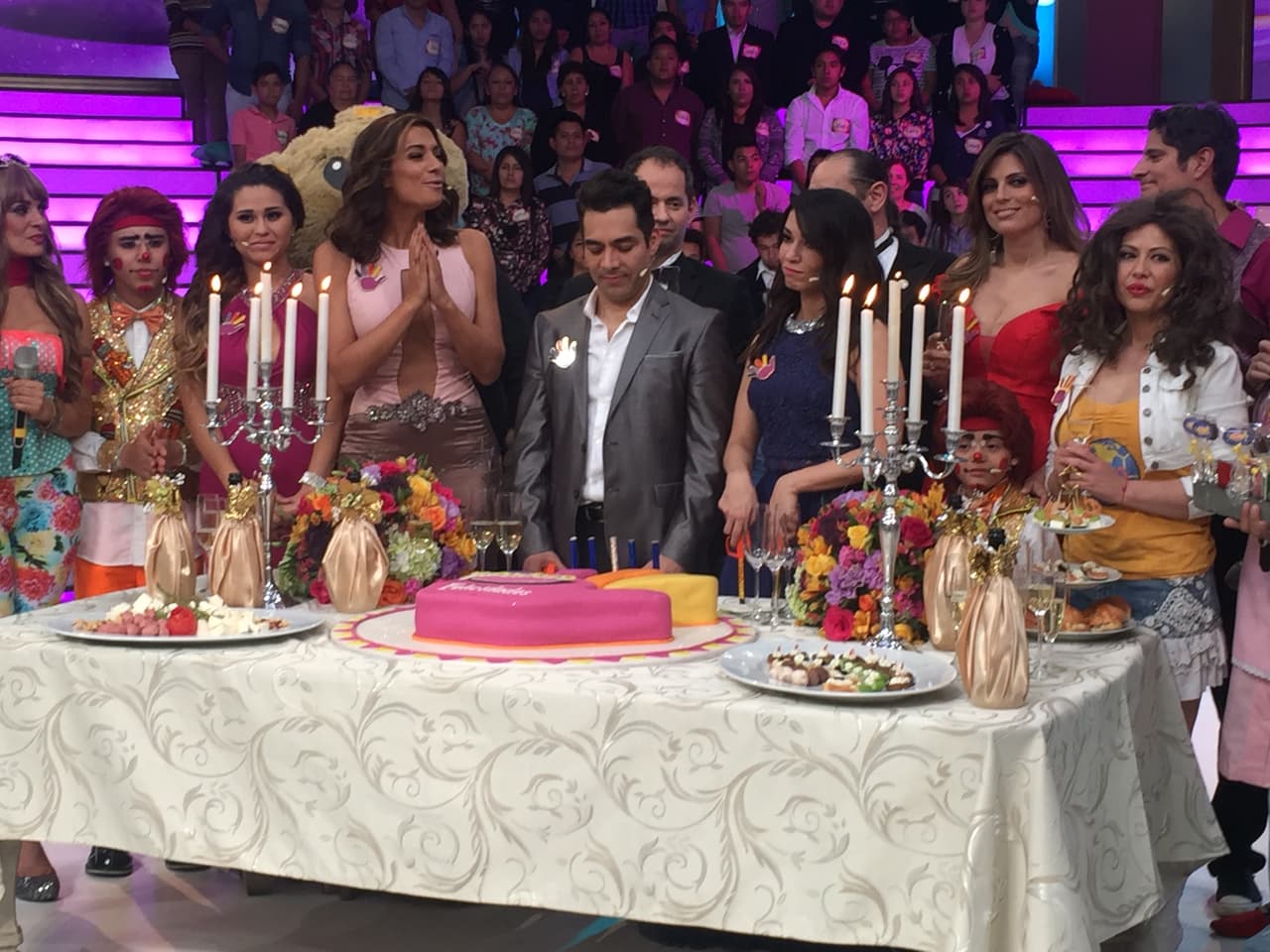 Mucha diversión se vivió este sábado en la fiesta de Sabadazo.