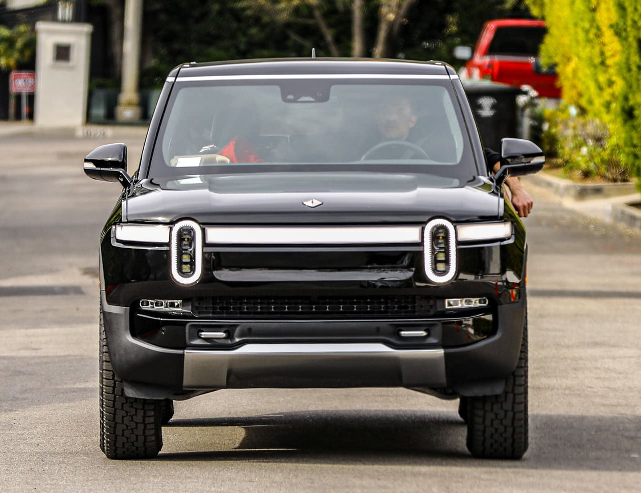 Un día después, el 22 de diciembre, Affleck se tomó el tiempo para manejar otra ostentosa camioneta por las calles de Los Ángeles.
<br>