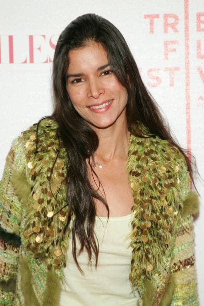 Dijo que podía concursar en Miss Venezuela pero sólo si se operaba los senos, los ojos y las orejas.