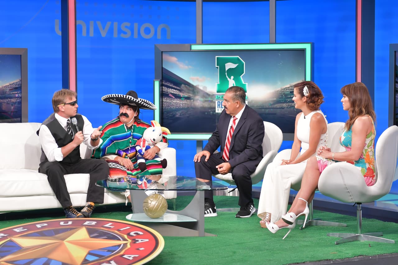 República Deportiva cumple 20 años de alegría e información y así los vivimos este domingo.