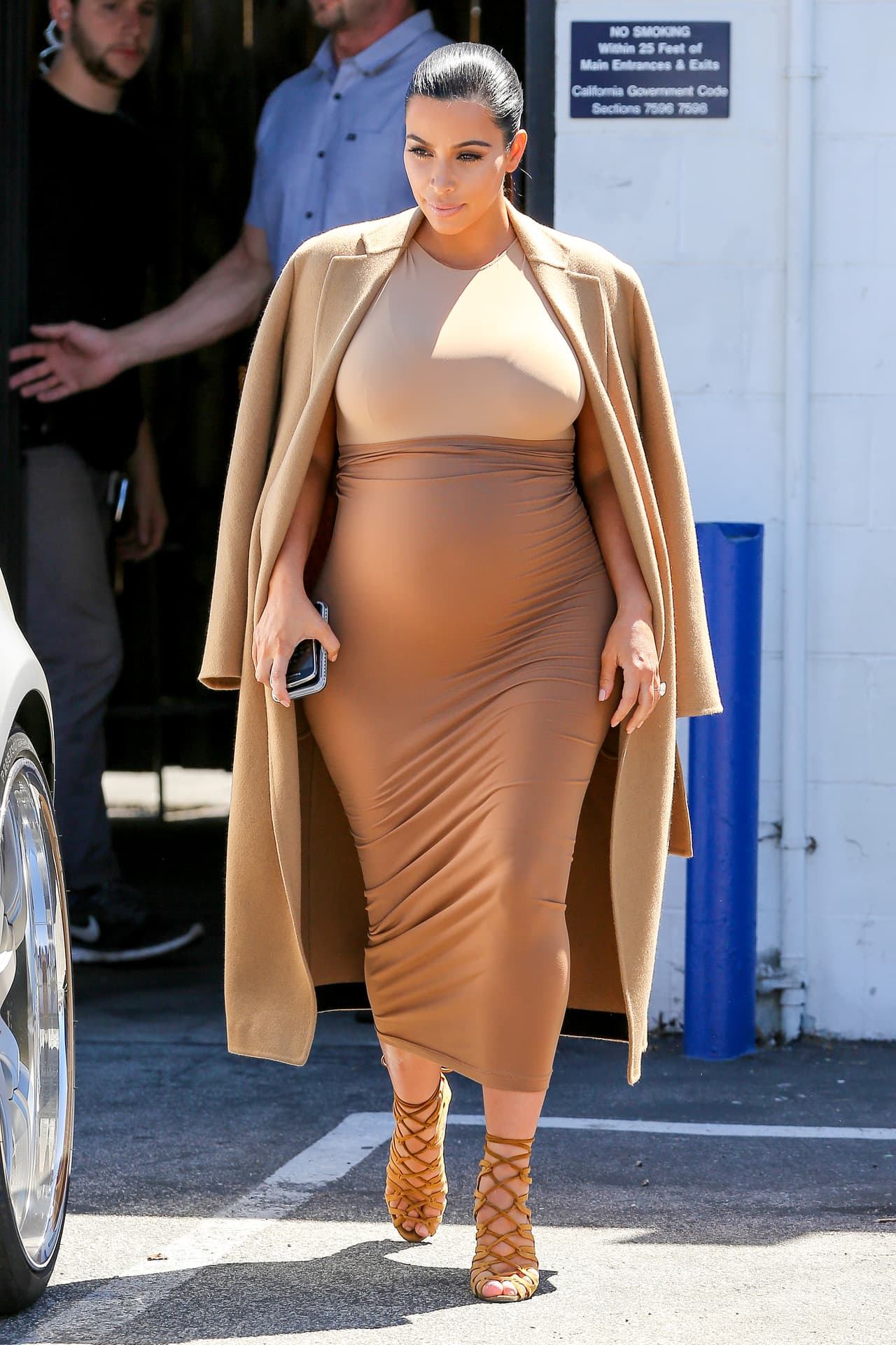 En su primer embarazo, 
<b>Kim Kardashian</b> no la pasó nada bien, la famosa millonaria estuvo en peligro al presentar 
<b>preeclampsia</b>, condición que aumenta la presión sanguínea. 
<br>