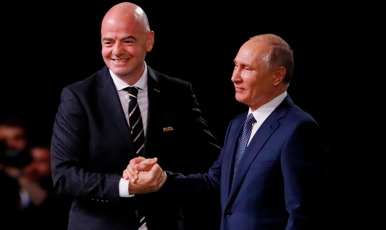 MOSCOW, RUSSIA - JUNE 13: President of Russia, Vladimir Putin and FIFA President Gianni Infantino shake hands during the 68th FIFA Congress at the Moscow Expocentre on June 13, 2018 in Moscow, Russia. (Photo by Kevin C. Cox/Getty Images)