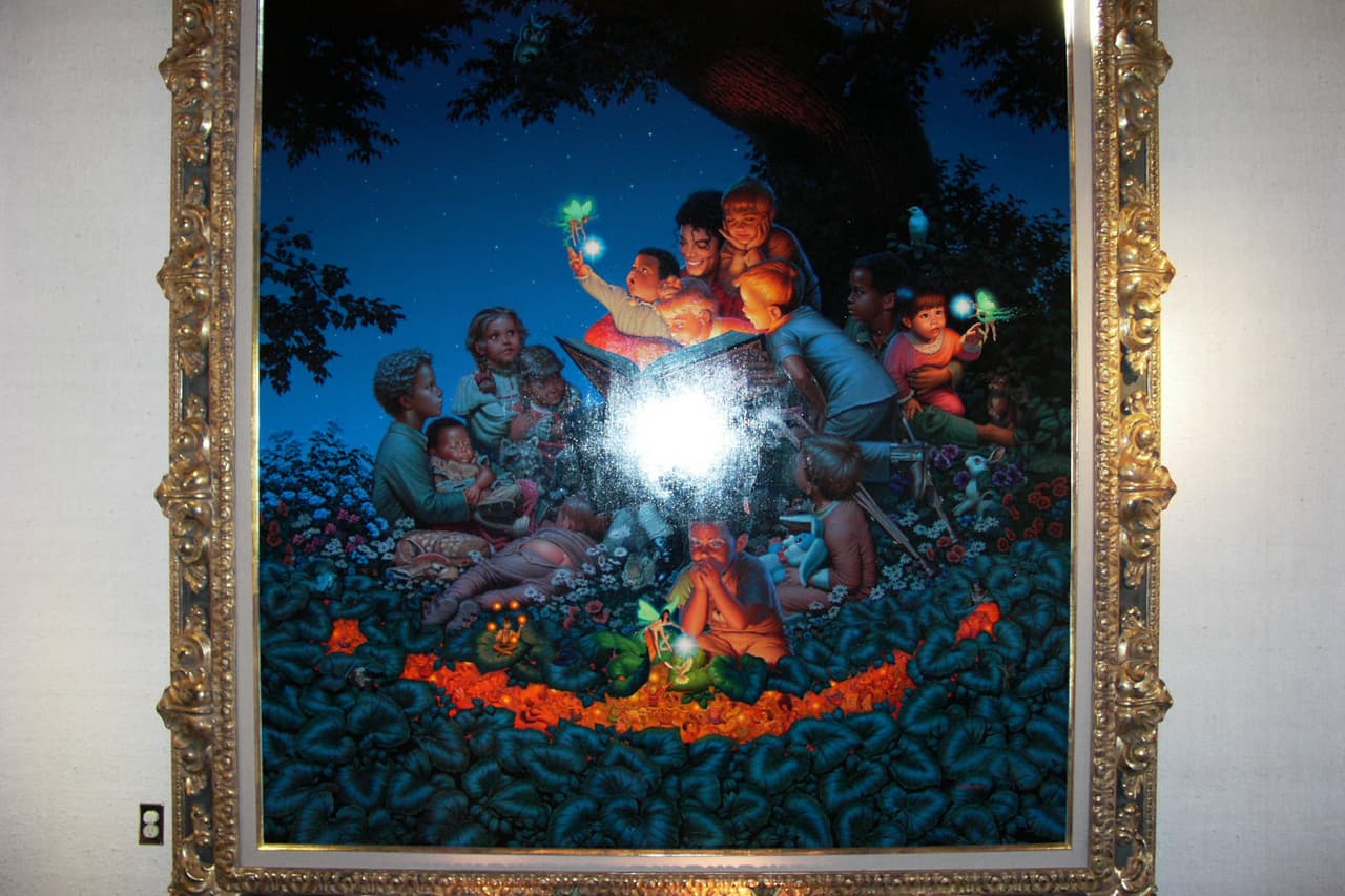 Michael Jackson decoró el interior de Neverland con pinturas de sí mismo