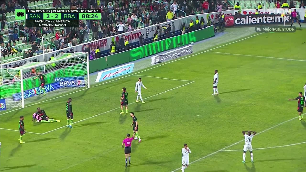 ¡TIRO ATAJADO! disparo por Tahiel Jiménez.