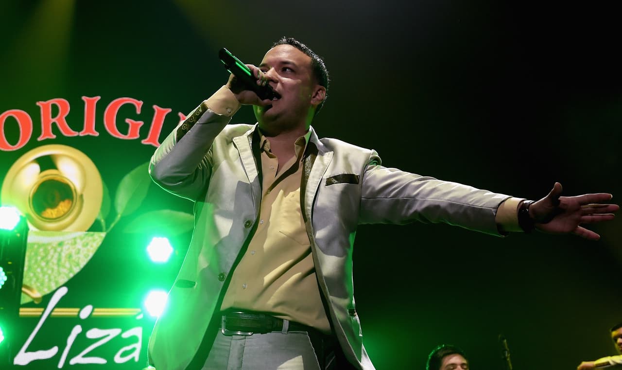Lorenzo Méndez rompe con La Original Banda El Limón y pronto se anunciará su salida