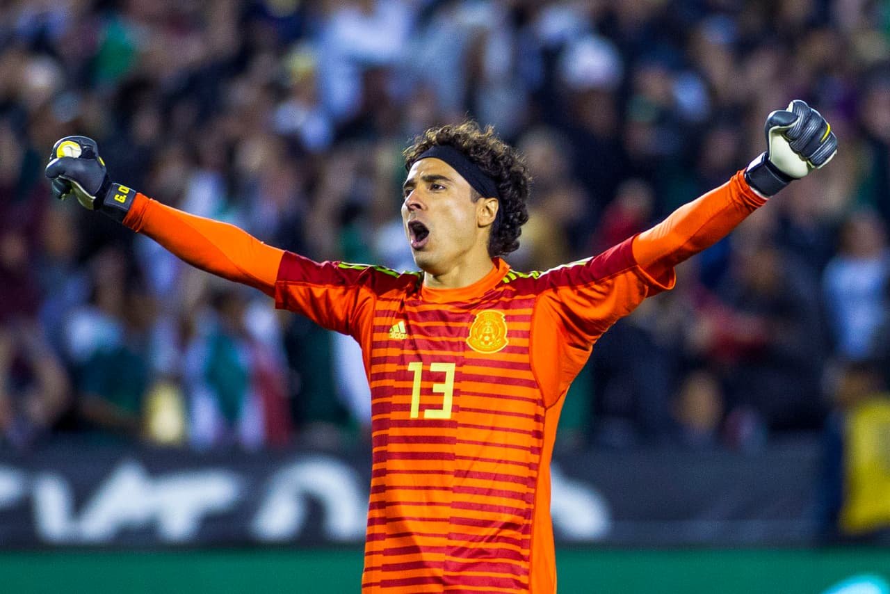 Marchesín felicitó a Memo Ochoa: “El mejor arquero de México”