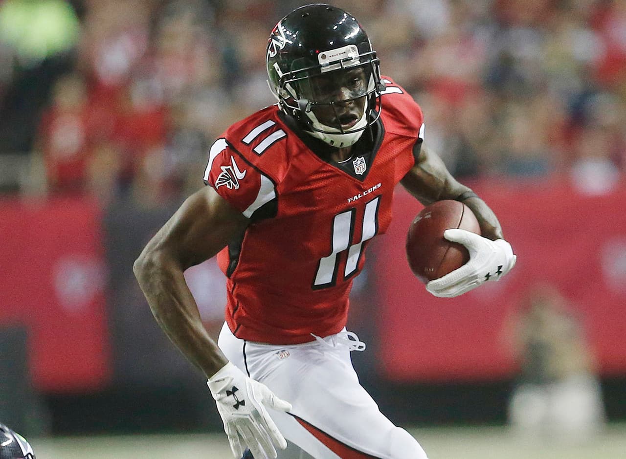 <b>Atlanta Falcons: JULIO JONES </b>
<i>(6 temporadas)</i>
<br>¿Esperabas a alguien más? Jones ha funcionado como una presencia monstruosa desde que entró a la liga en 2011. 
<i>Pro Football Focus</i> lo llama quizás "el mejor receptor desde que comenzó la era de PFF, teniendo dos de las cinco temporadas más altas (desde 2006)". Mientras la preocupación se enfoca en sus múltiples cirugías de pie, Julio ha demostrado ser uno de los jugadores más duros de la NFL.