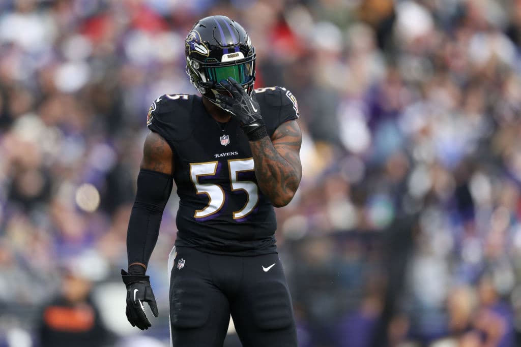 El veterano linebacker externo Terrell Suggs se marcha de los Baltimore Ravens tras una larga carrera para firmar por un año aunque no se ha indicado la suma de dinero aún.