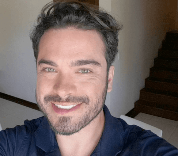 En este proyecto interpretó a
<b><a href="http://www.univision.com/series/la-tierra-prometida/sydnei-sampaio-es-josue-en-la-tierra-prometida">Josué</a></b> y trabajo al lado de grandes actores como Guilherme Winter, Giselle Itié y Camila Rodrigues.