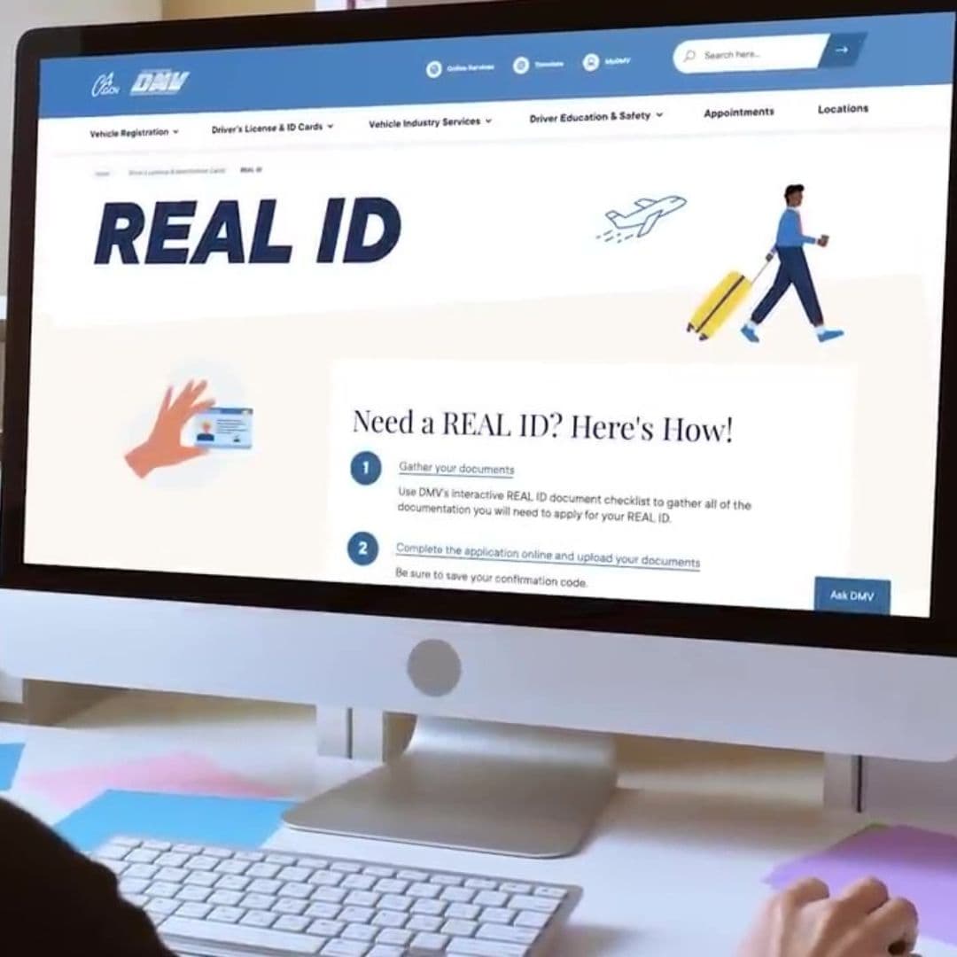 <b><a href="https://www.univision.com/local/sacramento-kuvs/que-es-real-id-como-tramitarla-california">¿Para qué sirve la Real ID?</a></b> Esta identificación sirve para poder abordar vuelos dentro de los Estados Unidos, entrar a instalaciones federales de alta seguridad y a bases militares. El Departamento de Vehículos de Motor (DMV) aclara que, bajo la ley federal, la Real ID no será necesaria para conducir, votar, solicitar beneficios federales o prestar servicio en un jurado.
<br>