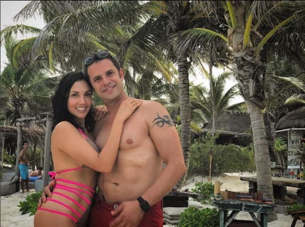 En una nueva entrevista con el matutino
<b><a href="https://www.youtube.com/watch?v=UQi_G6NwBOg" target="_blank">'Venga la alegría'</a></b>, que fue transmitida el pasado 17 de julio, el actor detalló, sin mencionar el nombre de Alesco, qué fue lo que sucedió.
<br>