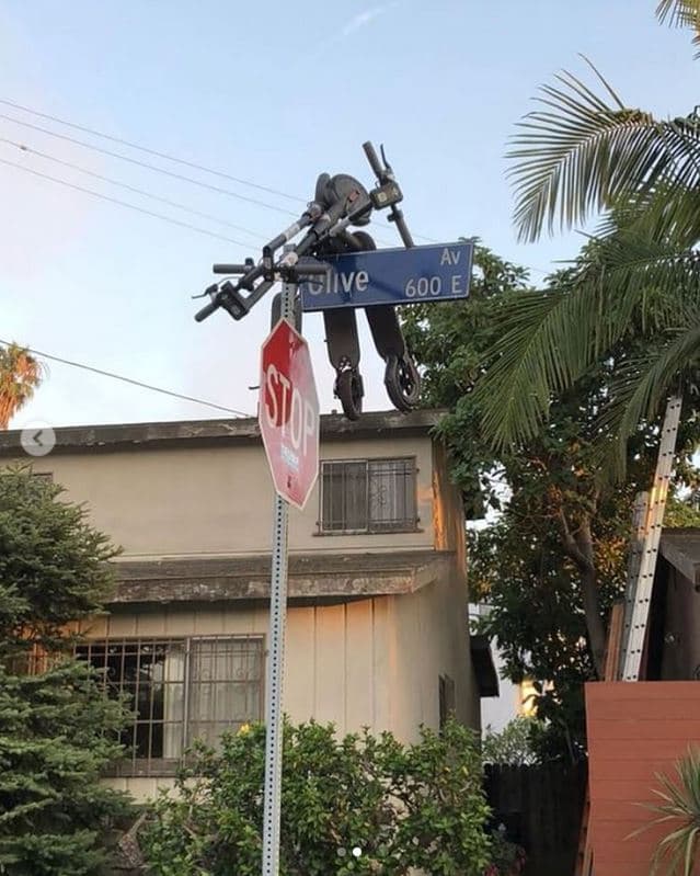 En otras ciudades, como Beverly Hills, se ha prohibido por completo la circulación de estos scooters.