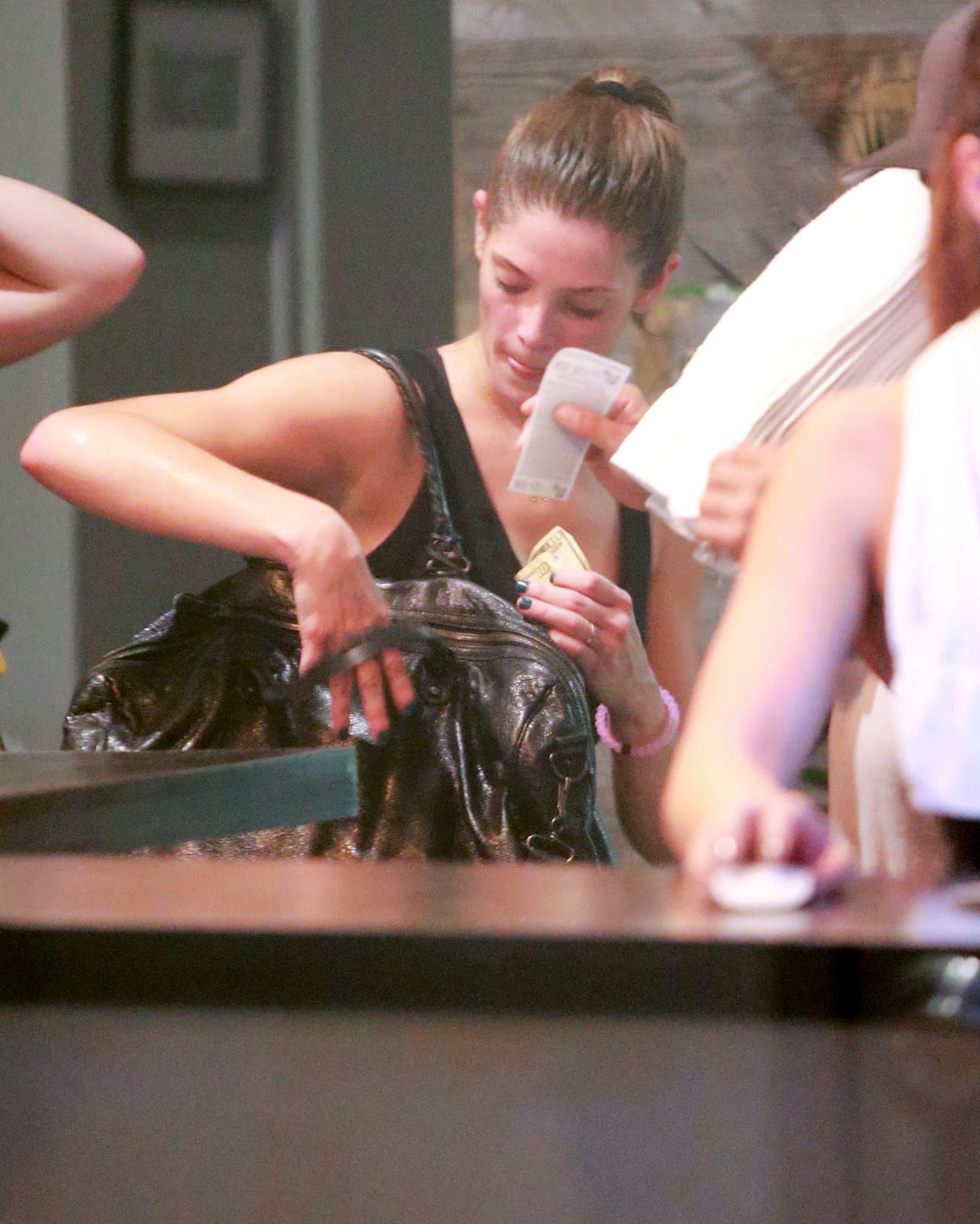 Ahí mismo estaba ya Ashley Greene, la actriz de 'Twilight'.