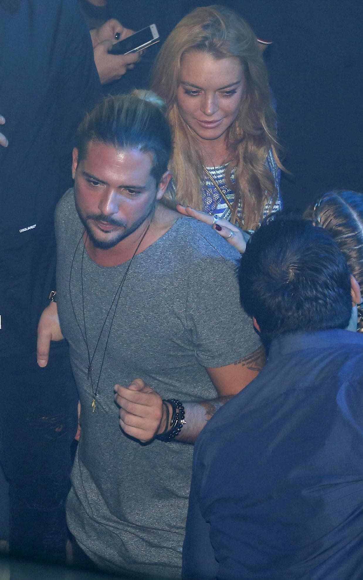 La actriz no se le separó en ningún momento.