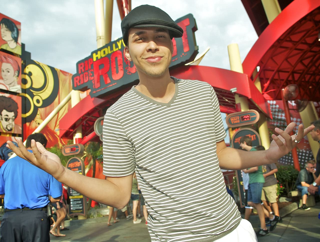 ¿Recuerdas a Royce en sus inicios? Él usaba este tipo de boinas con los que se veía guapísimo.