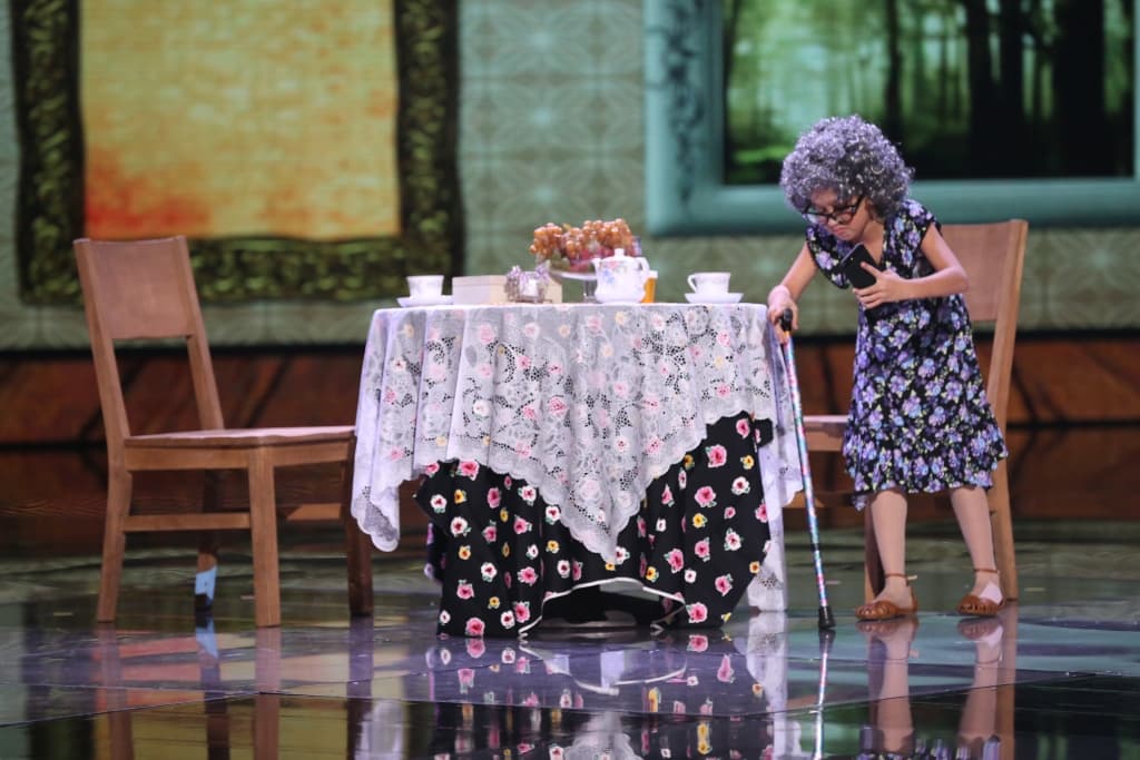 Frente a frente, los equipos de Paulina Goto y Jonatan Sánchez compitieron esta noche.