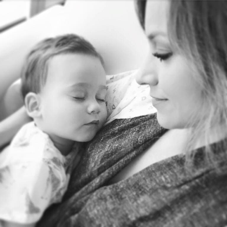 Satcha conoció la dicha de ser mamá de Bruce en el 2014.