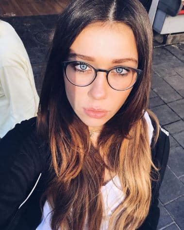 Con tan solo 15 años de edad, Roberta Damián ya es protagonista del remake de 'Rebelde', ahora llamado 'Like, la leyenda', proyecto producido por su padre.