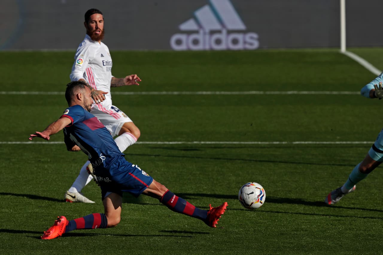 Real Madrid goleó al Huesca en La Liga | Hazard, Benzema y Valverde marcaron las dianas madrileñas en el Alfredo Di Stefano para terminar 4-1.