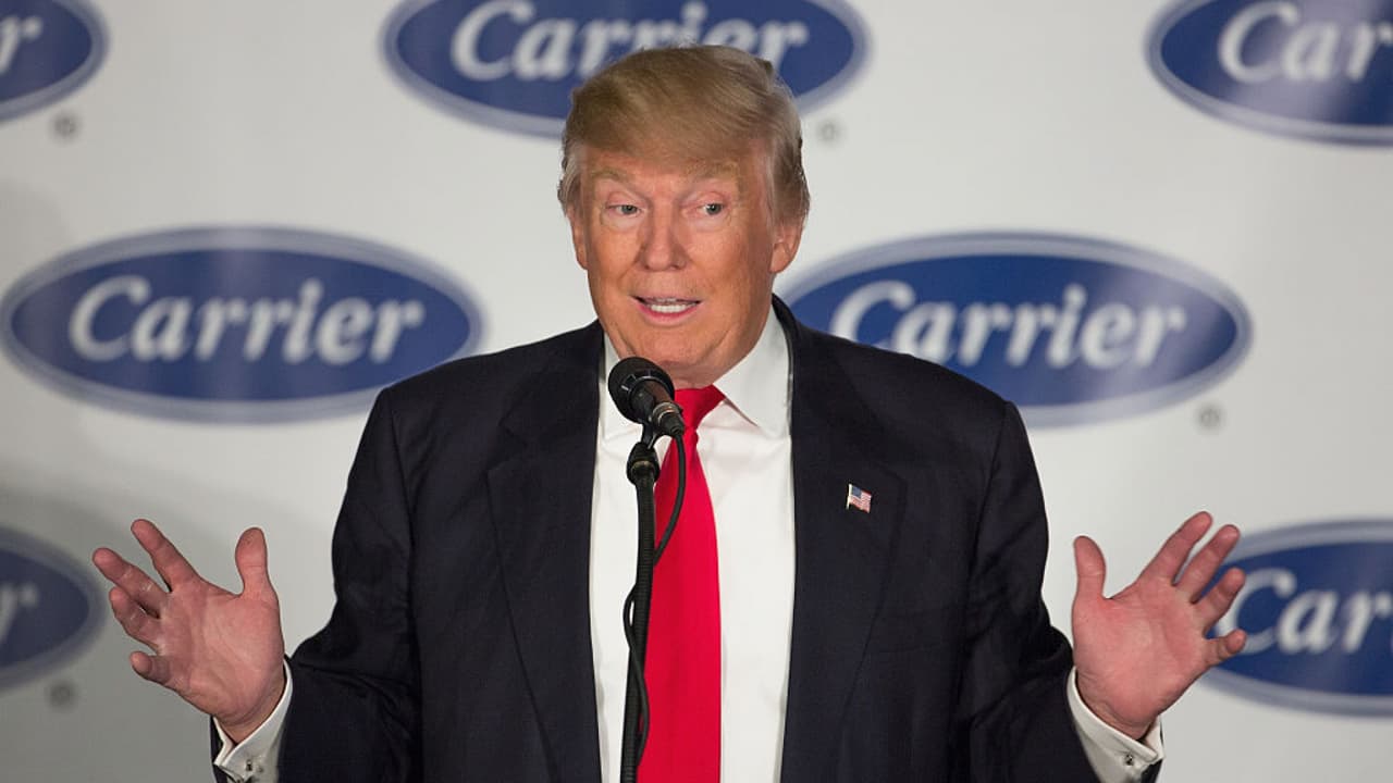 Con el mismo tono de la campaña, Trump promete "consecuencias" para compañías como Carrier que quieran enviar empleos fuera de EEUU