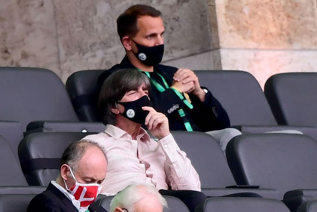 El seleccionador alemán, Joachim Löw, estuvo presente en la final del certamen.