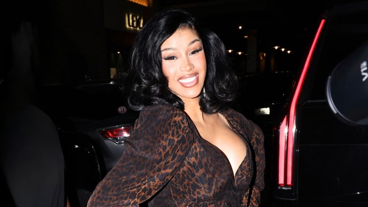 Cardi B pone fin a los rumores y confirma su cuarto embarazo