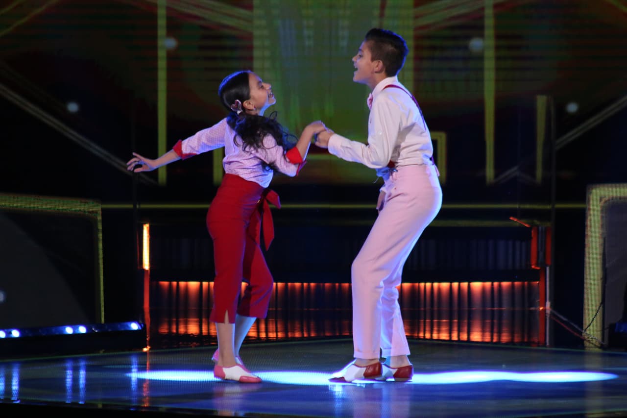 Ximena y Ray nos llevaron a los años 50s con su look.