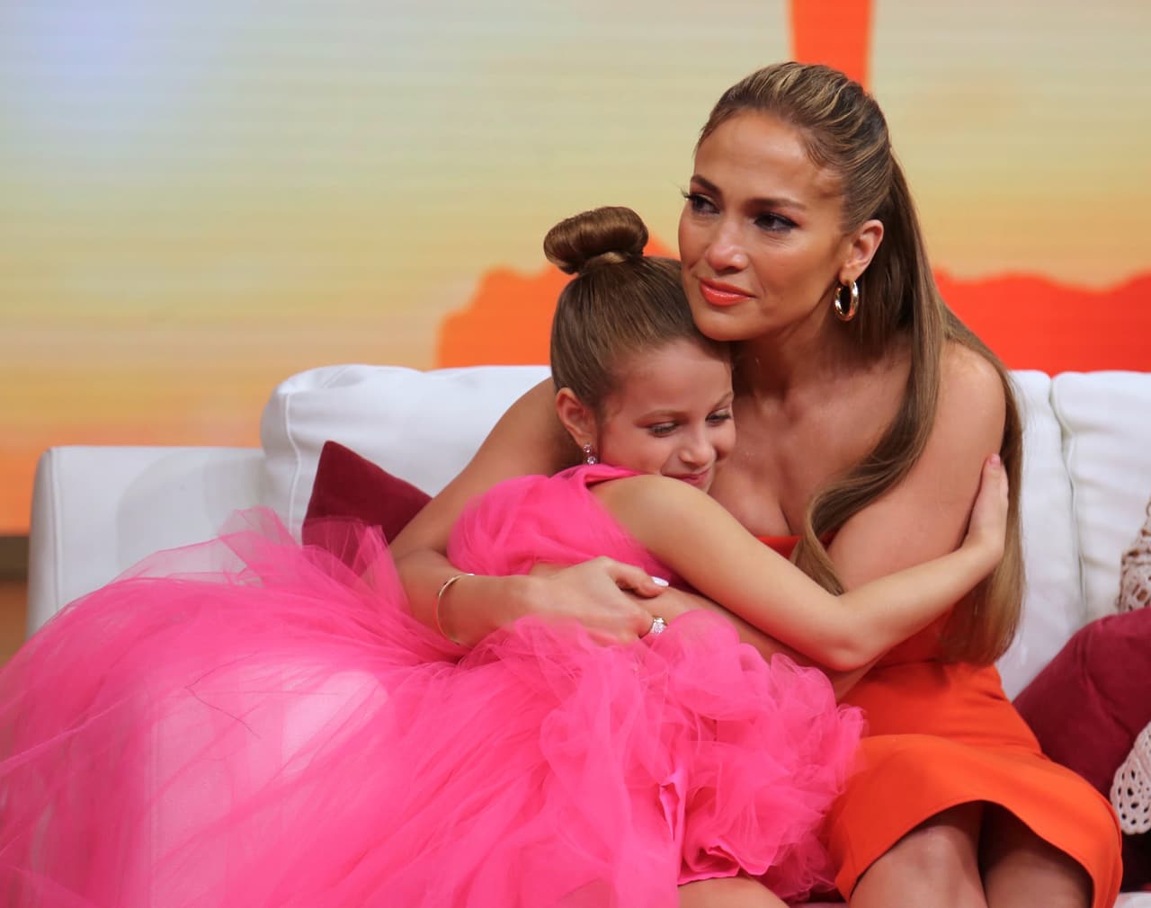El comentario enterneció a la actriz y cantante, quien abrazó a Brianny y le dijo que no se preocupará porque eso nunca iba a pasar.