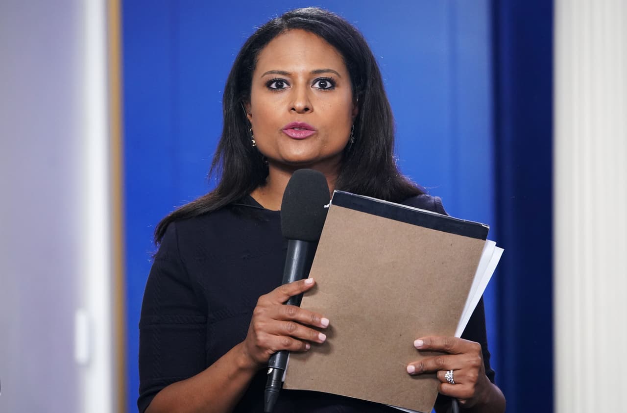 Donald Trump prepara un nuevo ataque contra la prensa; asegura que denunciará a la periodista Kristen Welker ante la FCC por “acosar, denigrar y difamar” su gestión
