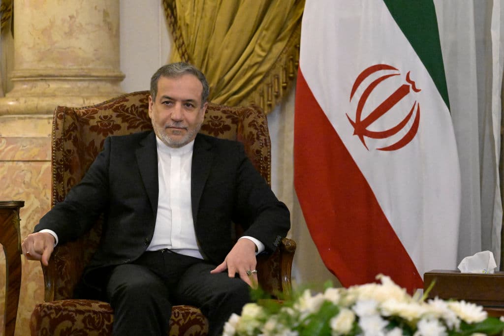 Canciller iraní asistirá a diálogo "indirecto" con EEUU en Ginebra